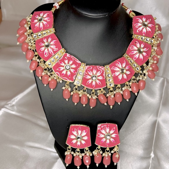 Jewelry - Gold Plated Designer Meenakari And Kundan Designer Choker Necklace Set